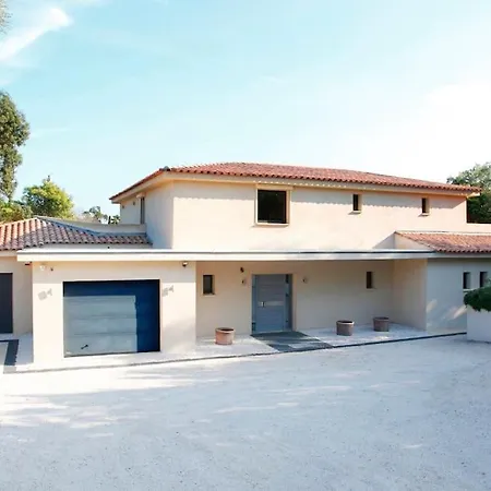 Villa Luxueuse Vue Avec Piscine Golfe De St Tropez 14 Personnes