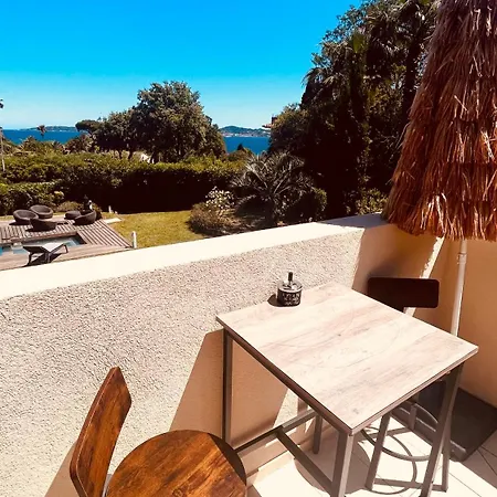 Luxueuse Vue Avec Piscine Golfe De St Tropez 14 Personnes Grimaud